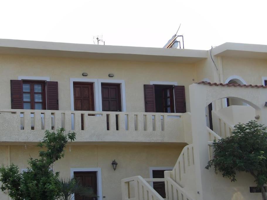 Teo 1 Apartment Guwes Zewnętrze zdjęcie